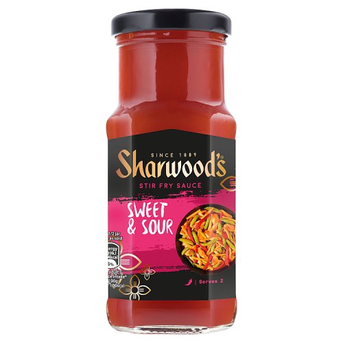 Sharwoods Stir Fry Sauce Sweet & Sour 195g pack shot