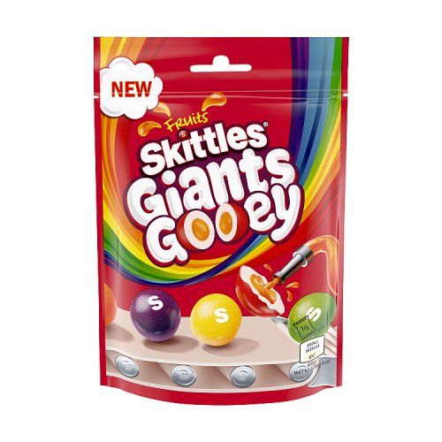 Skittles Giants Gooey 125g pack shot
