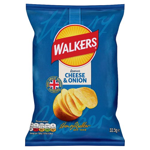 Walkers Crisps Cheese & Onion 32.5g pack shot