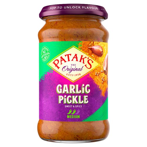 Pataks Garlic Pickle 300g pack shot