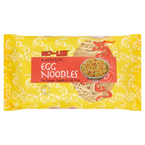 KO LEE Medium Egg Noodles 375g pack shot