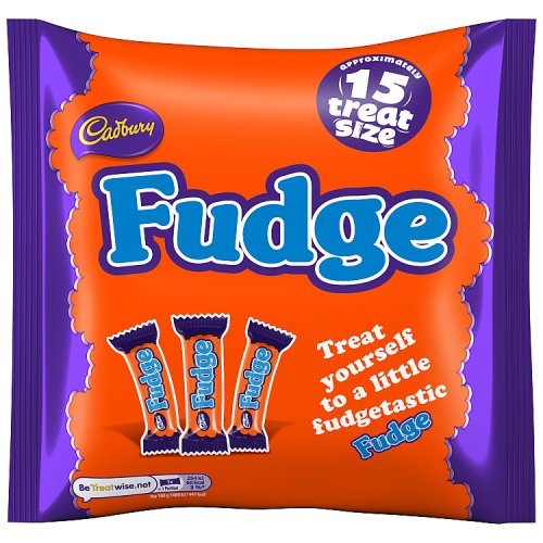 Cadbury Fudge Treat Size Bag 202g (E) pack shot
