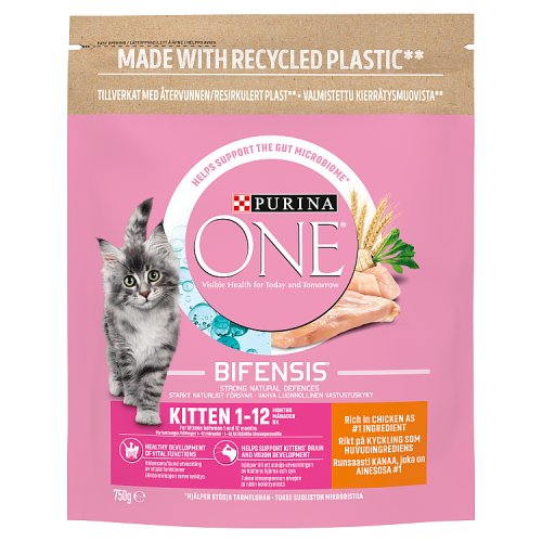 Purina ONE Kitten Chicken Dry Cat Food 750g pack shot